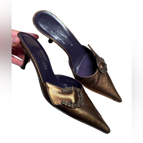 Donald Pliner Pointed Toe Mule ⭐️ - Picture 2 of 7